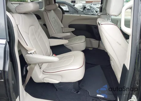 2018 Chrysler Pacifica Limited from USA, damaged, VIN 2C4RC1GG1JR257456